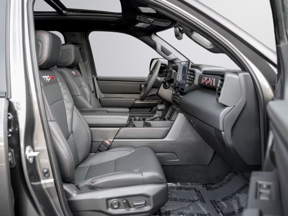 Toyota Tundra TRD PRO - foto 12