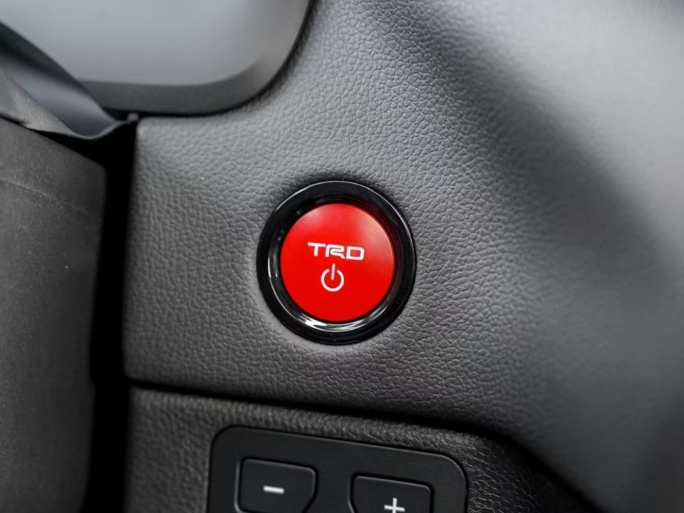 Toyota Tundra TRD PRO - foto 24