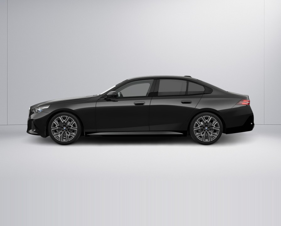 BMW Seria 5 520d M-Sport (3)