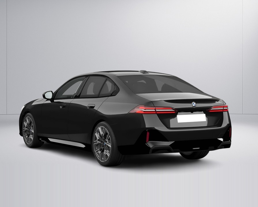 BMW Seria 5 520d M-Sport (4)