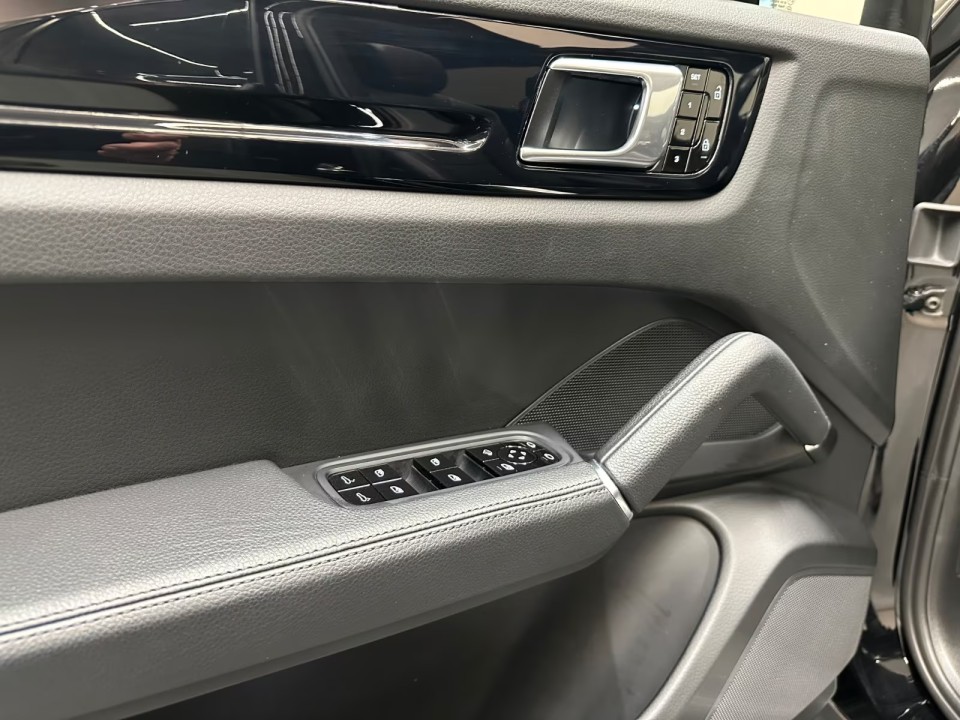 Porsche Cayenne - foto 19