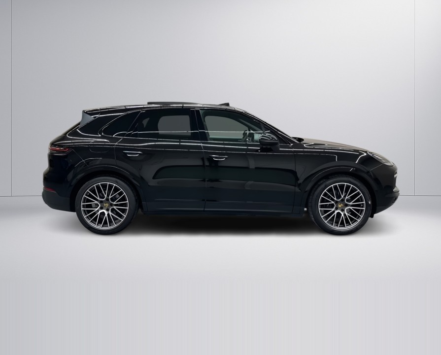 Porsche Cayenne (3)