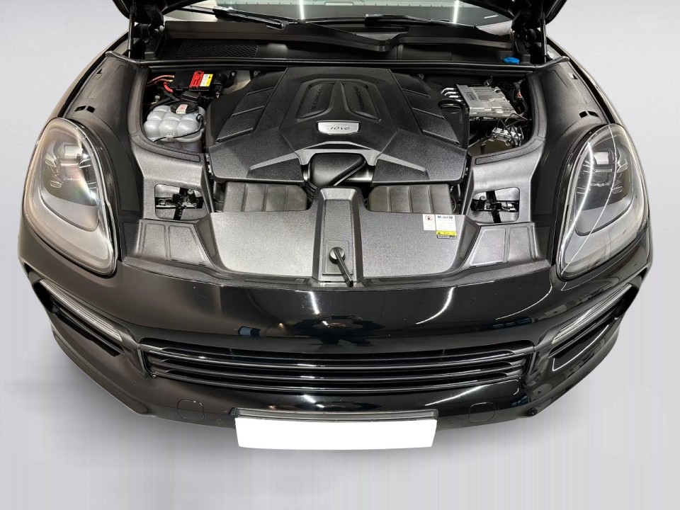 Porsche Cayenne - foto 24