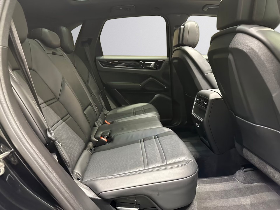 Porsche Cayenne - foto 15