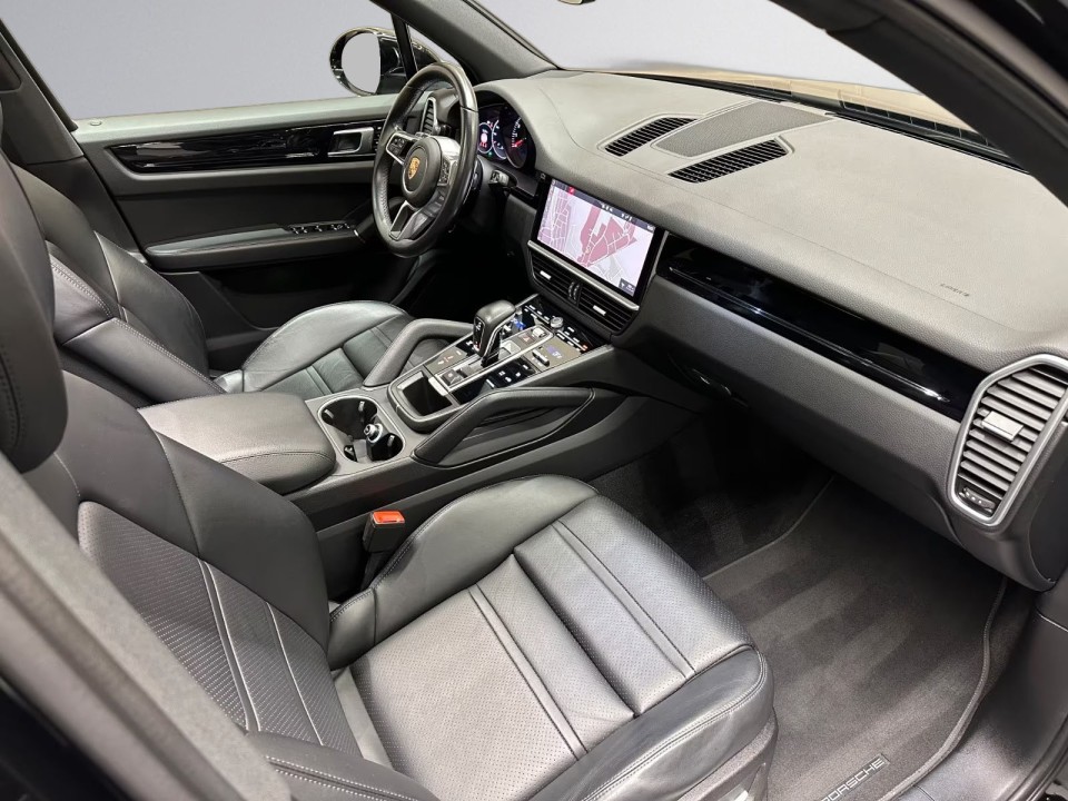 Porsche Cayenne - foto 9