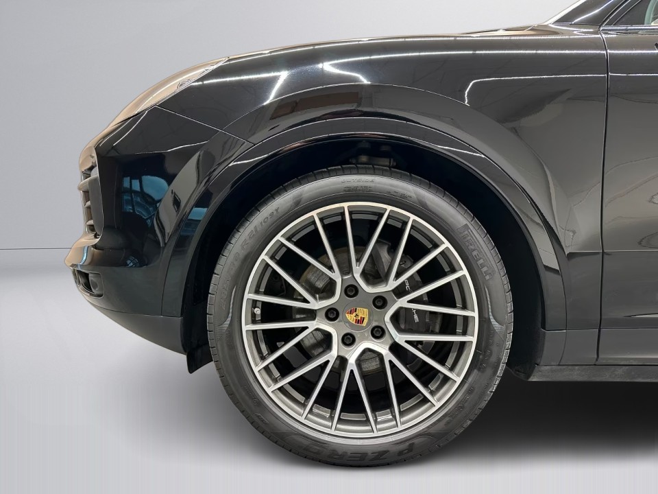 Porsche Cayenne - foto 26