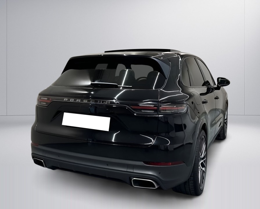 Porsche Cayenne (4)