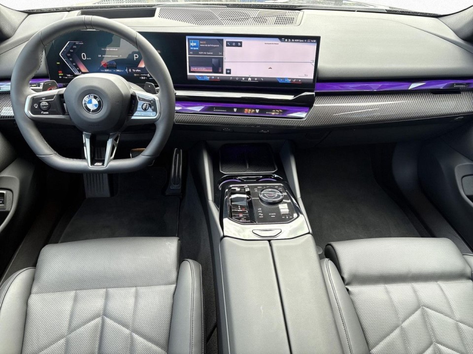 BMW Seria 5 520i M-Sport - foto 8