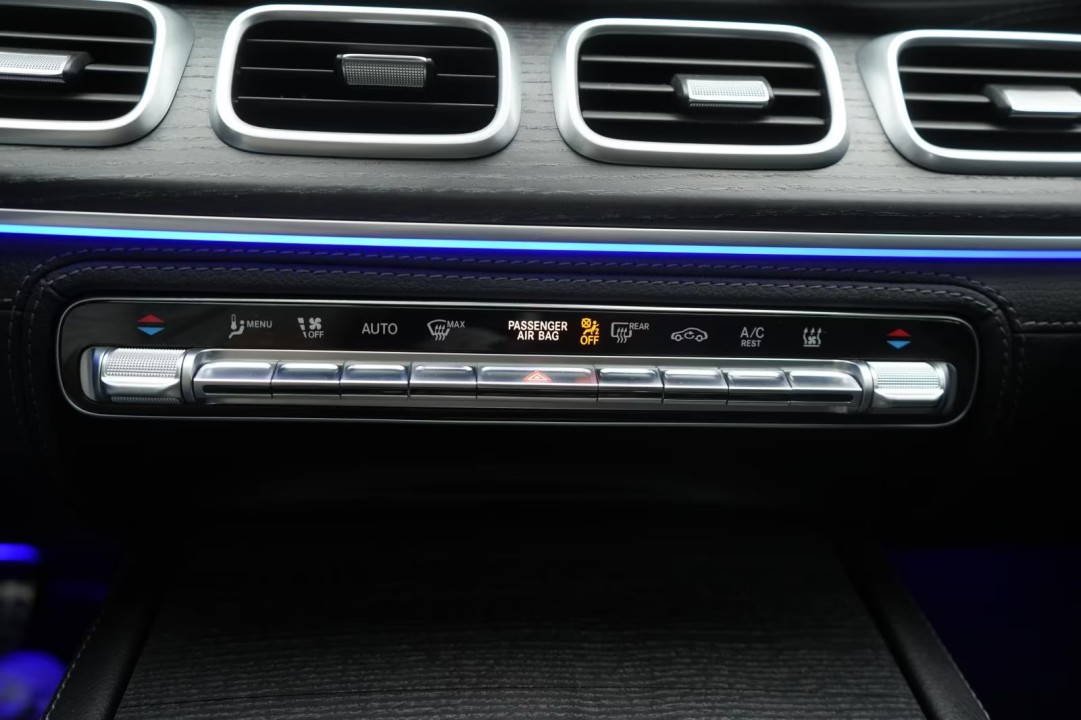 Mercedes-Benz GLE 350de 4MATIC AMG Line - foto 29