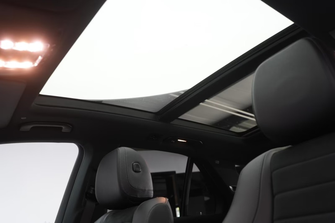 Mercedes-Benz GLE 350de 4MATIC AMG Line - foto 34