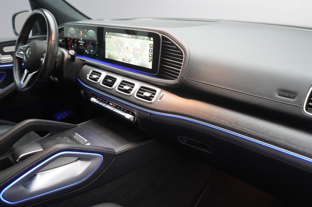 Mercedes-Benz GLE 350de 4MATIC AMG Line - foto 13