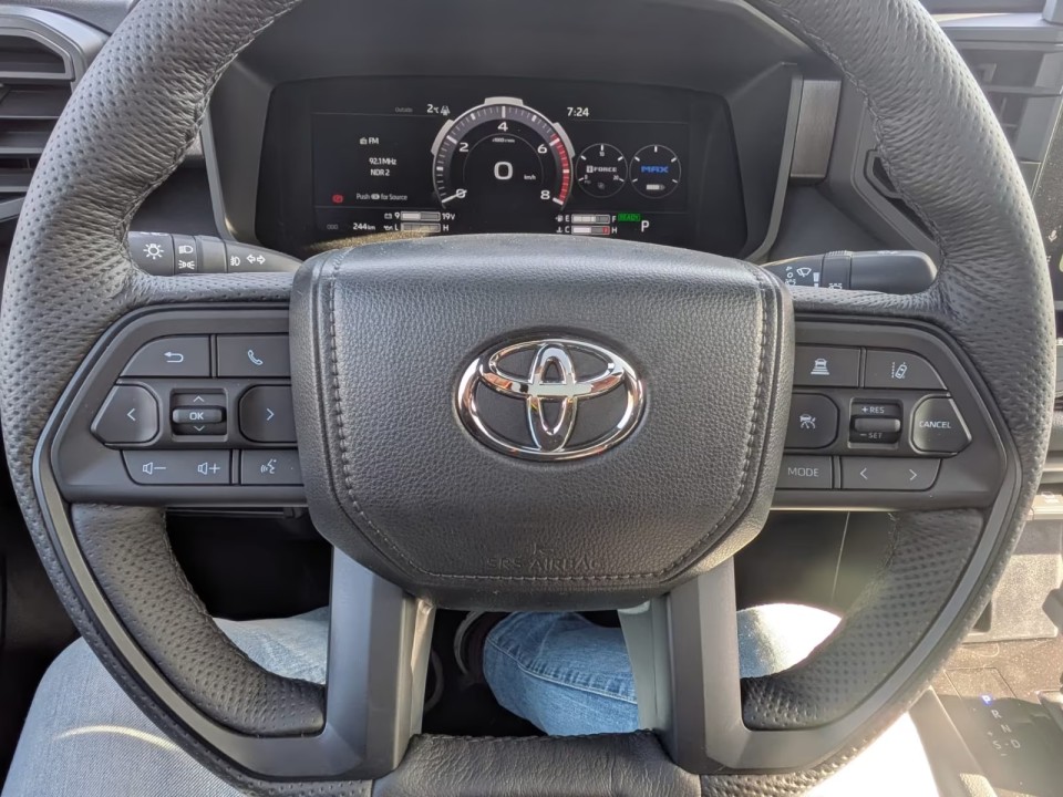 Toyota Tundra TRD PRO - foto 9