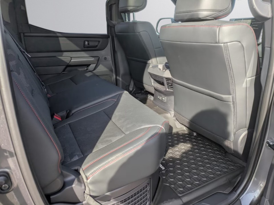 Toyota Tundra TRD PRO - foto 15