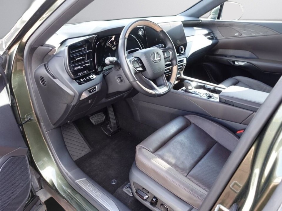Lexus Seria RX 450h+ - foto 8