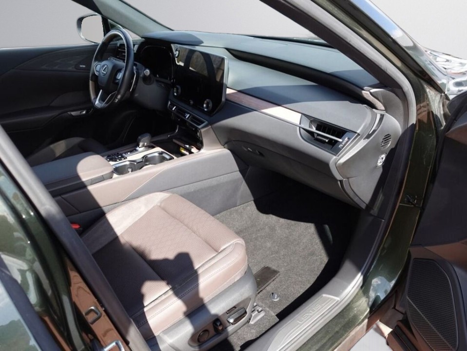 Lexus Seria RX 450h+ - foto 10