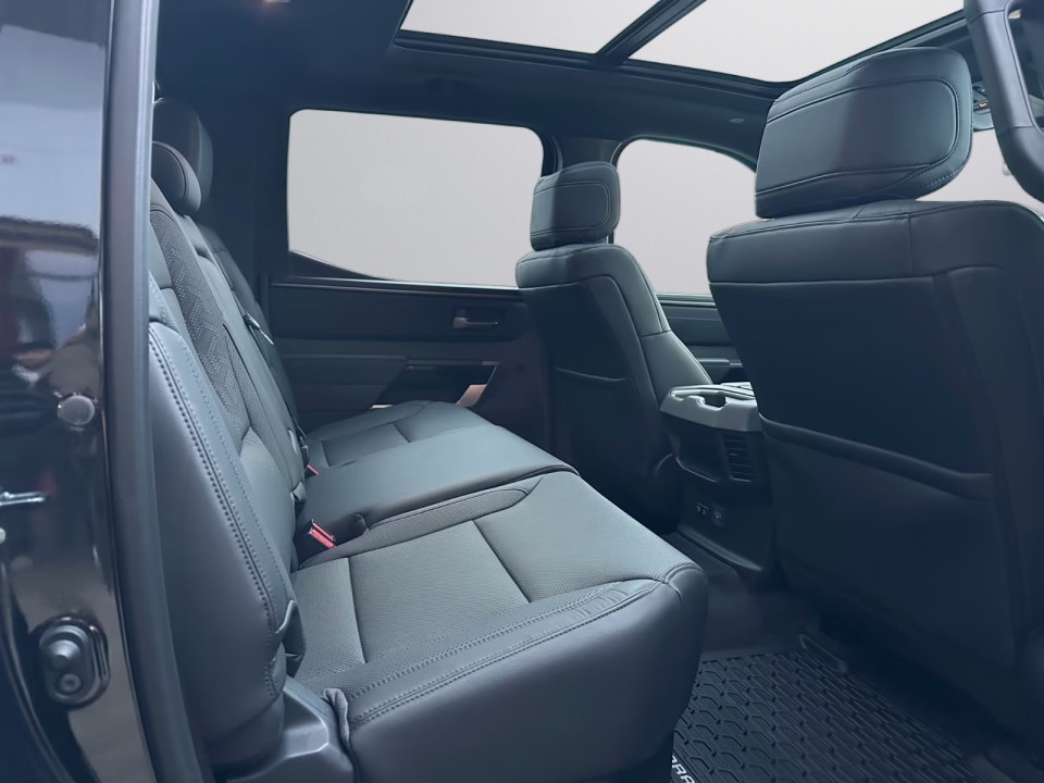 Toyota Tundra - foto 8