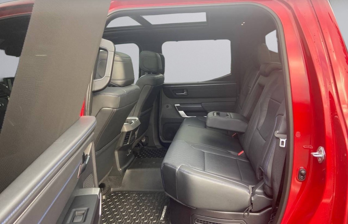 Toyota Tundra - foto 10