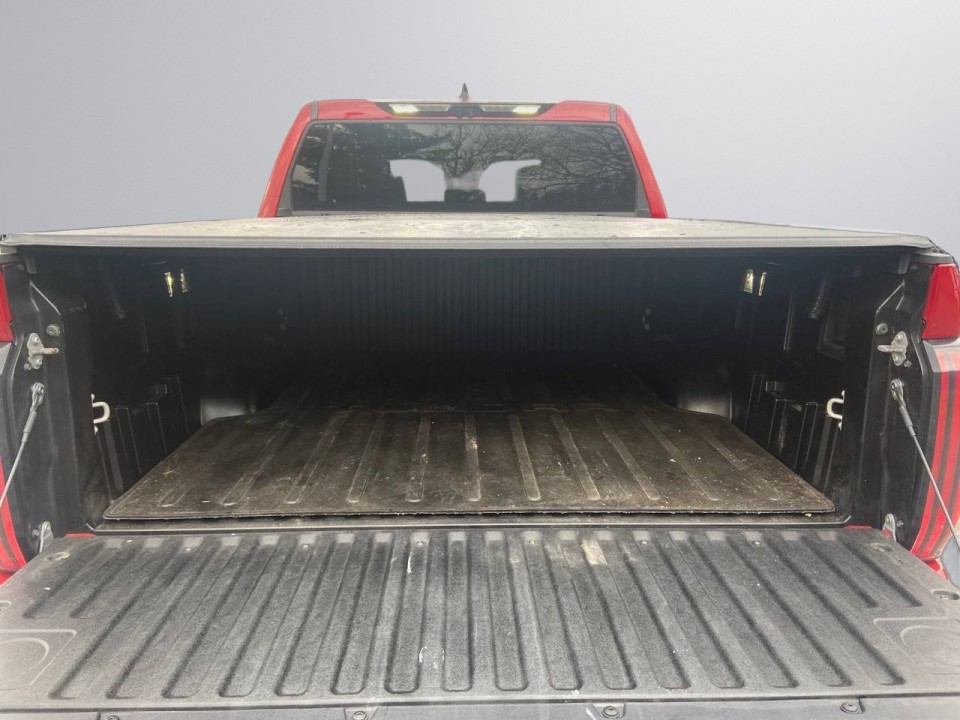 Toyota Tundra - foto 17