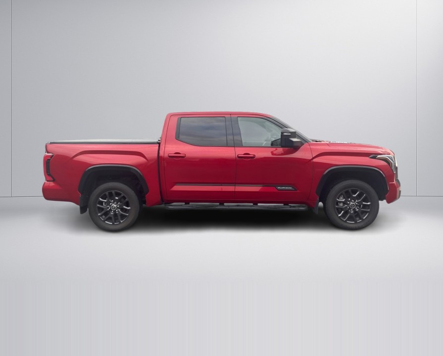Toyota Tundra (2)