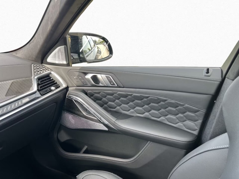 BMW X6 M Competition - foto 12