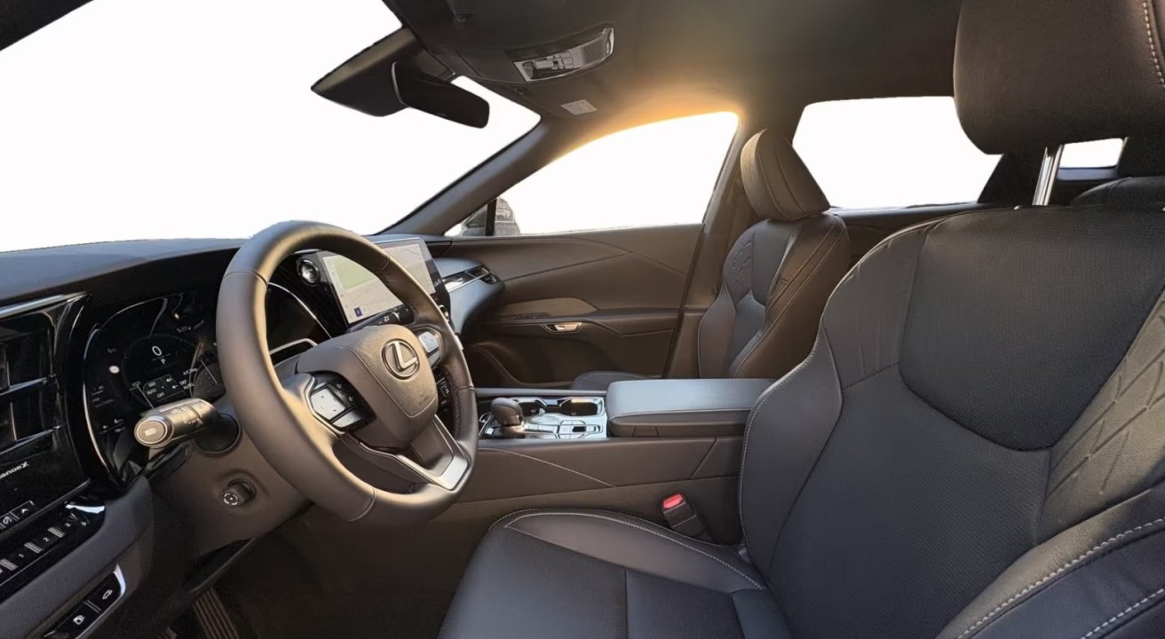 Lexus Seria RX 450h+ E-Four F-Sport Design - foto 9