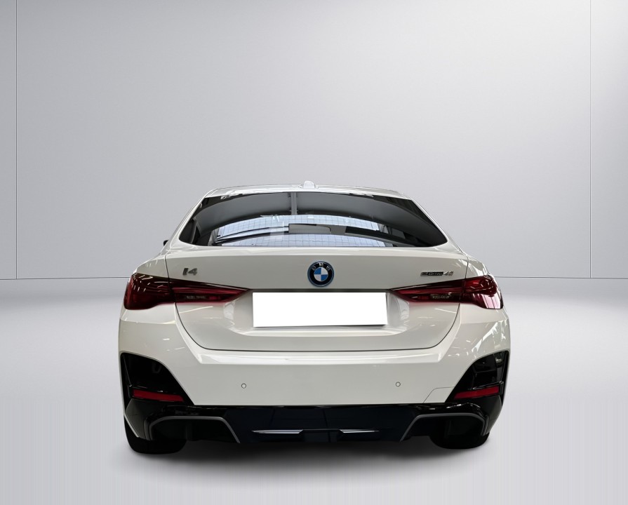 BMW i4 eDrive40 Gran Coupe (4)