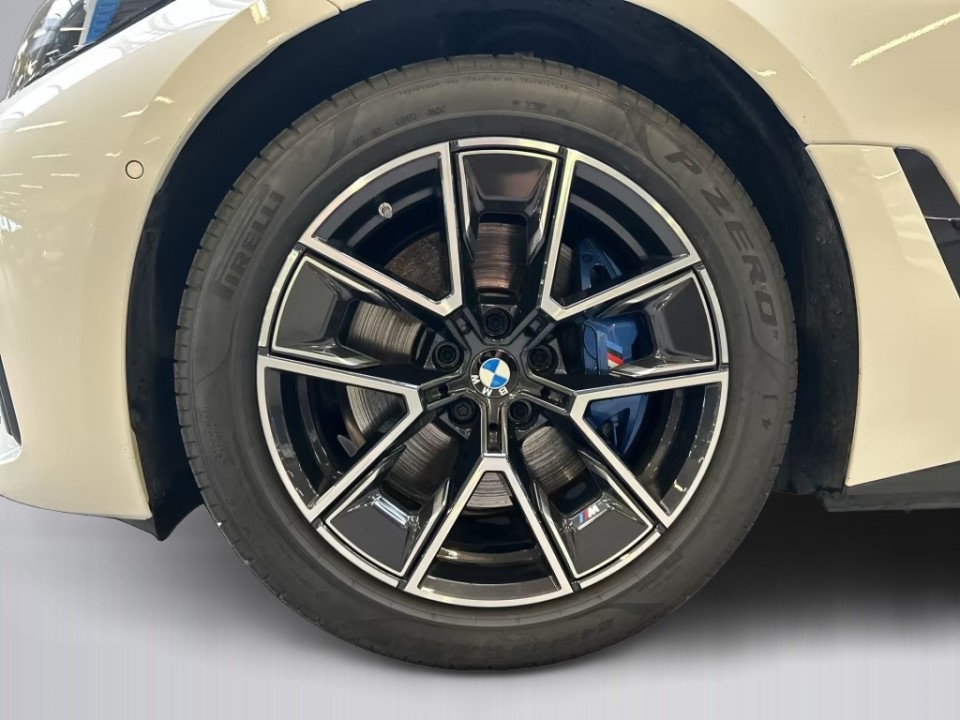 BMW i4 eDrive40 Gran Coupe - foto 17