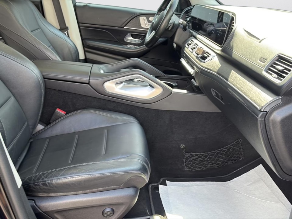 Mercedes-Benz GLE 450 AMG - foto 13