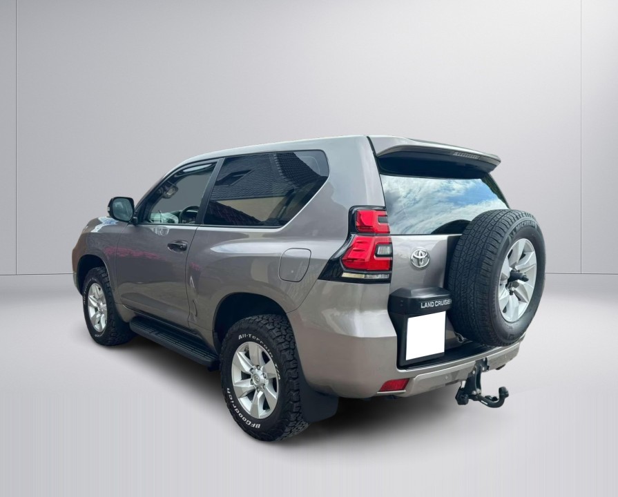 Toyota Land Cruiser (4)