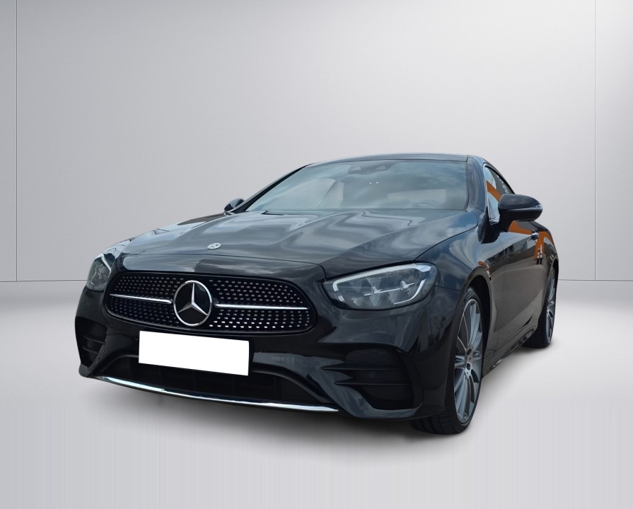 Mercedes-Benz E 200 AMG Line - foto 6