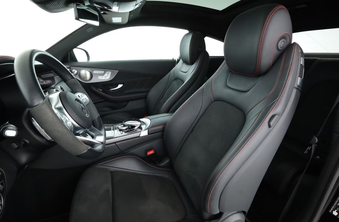 Mercedes-Benz C 300 Coupe AMG Line - foto 10