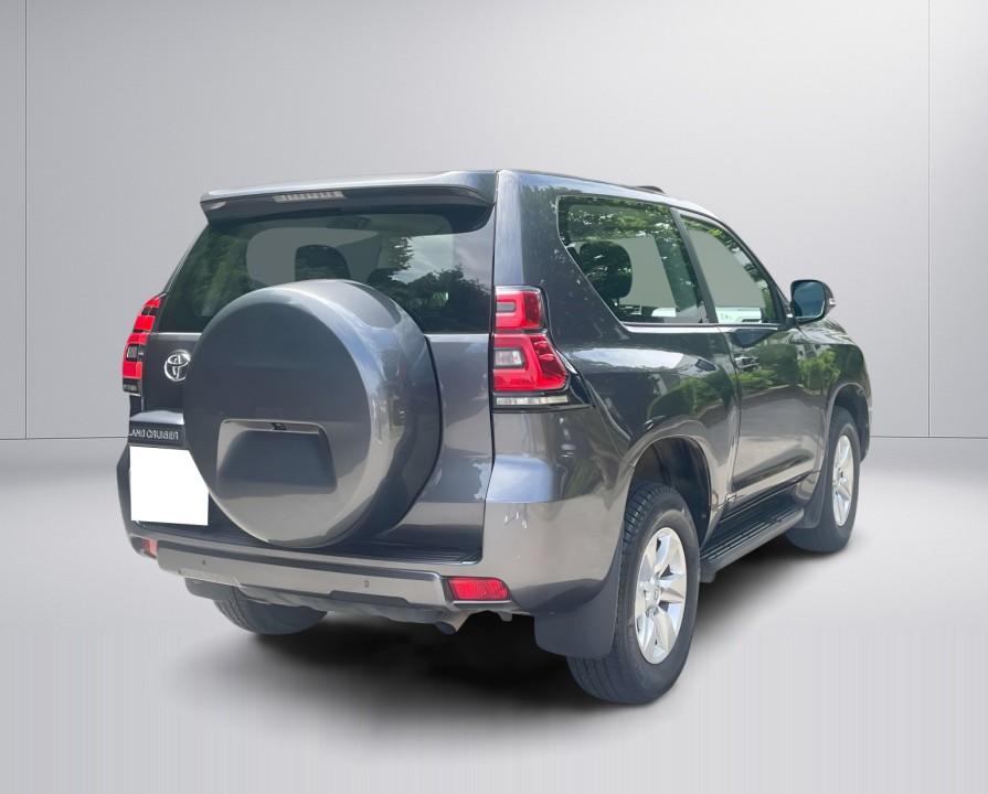 Toyota Land Cruiser Comfort (3)