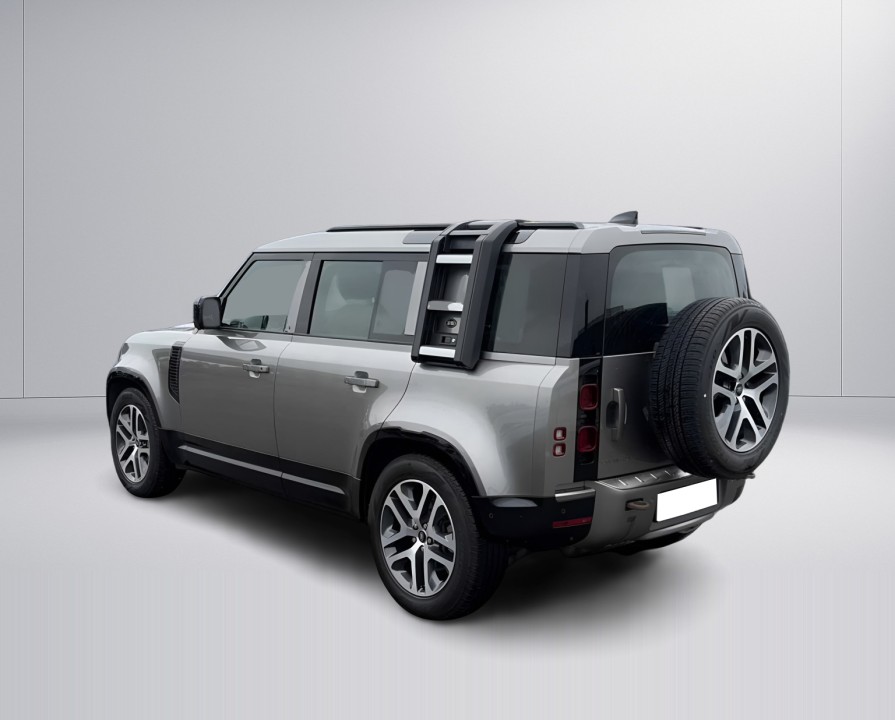 Land Rover Defender 110 D300 X-Dynamic SE (4)