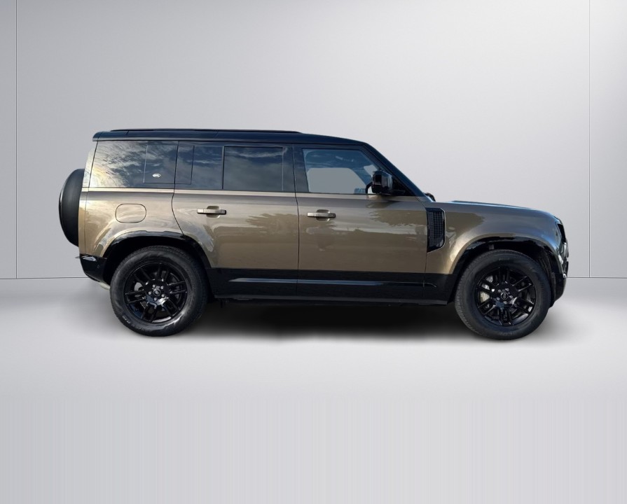 Land Rover Defender (3)