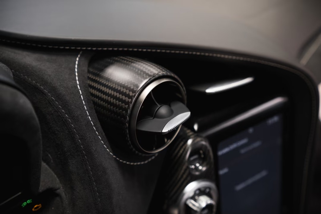 McLaren 720S Spider - foto 16