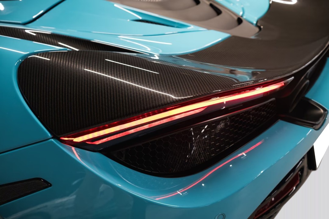 McLaren 720S Spider - foto 21