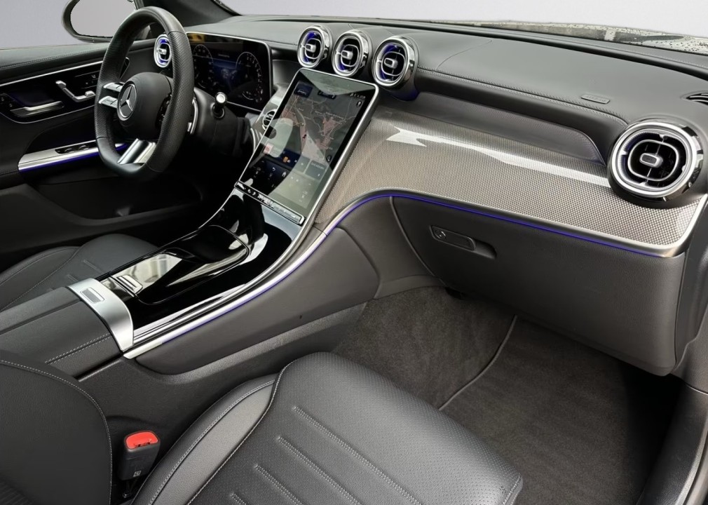 Mercedes-Benz GLC 300e 4MATIC AMG Line - foto 14
