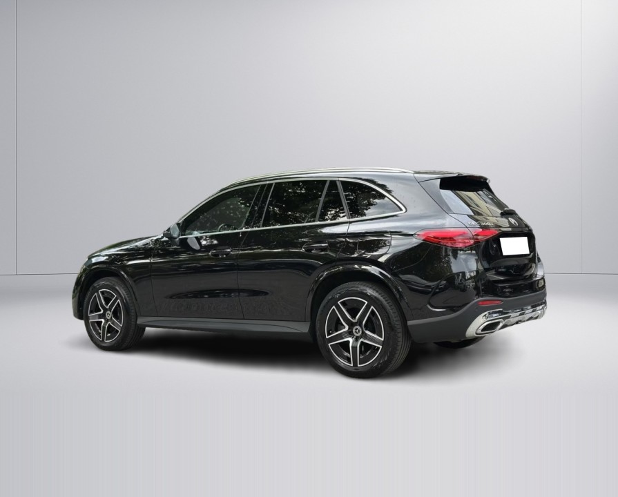 Mercedes-Benz GLC 300e 4MATIC AMG Line (5)