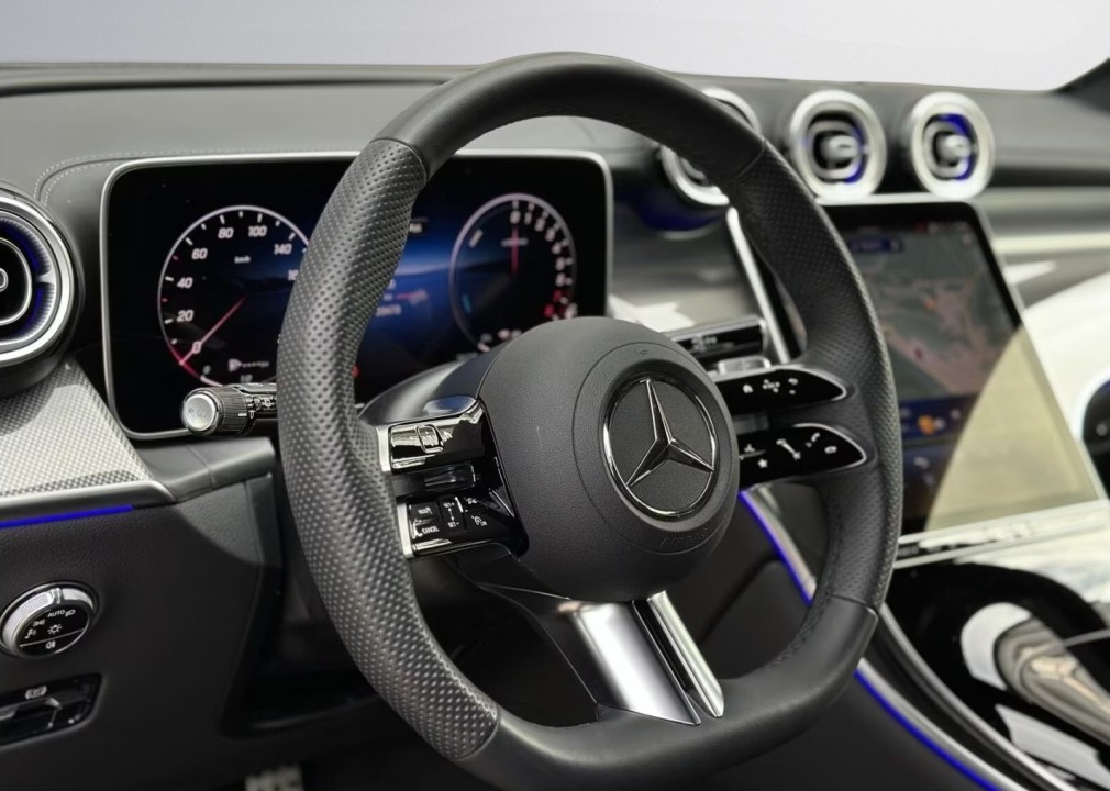 Mercedes-Benz GLC 300e 4MATIC AMG Line - foto 12