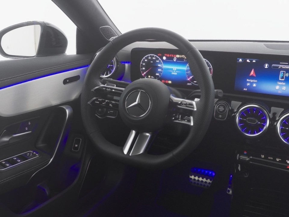 Mercedes-Benz CLA 220 4MATIC - foto 18