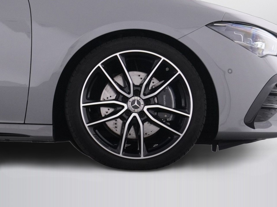 Mercedes-Benz CLA 220 4MATIC - foto 25