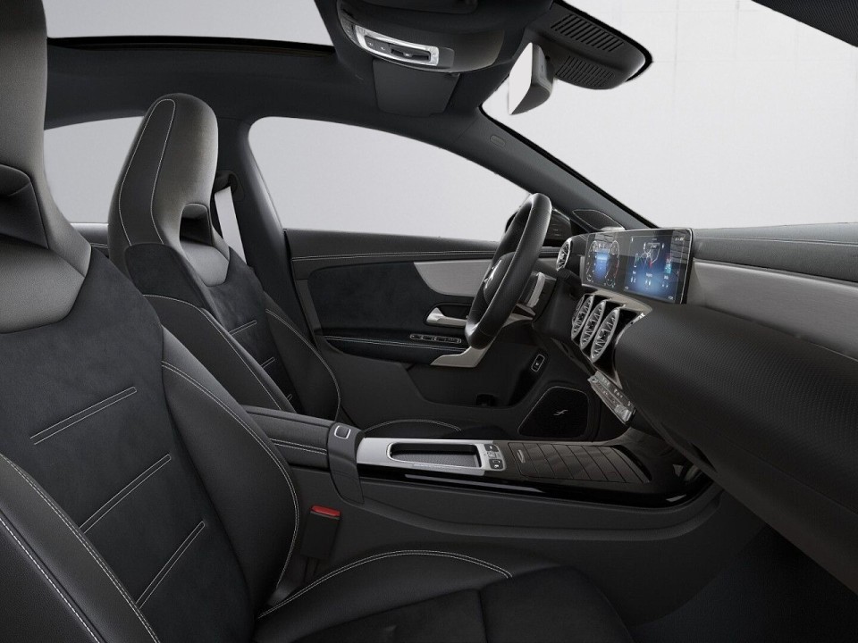 Mercedes-Benz CLA 220 4MATIC - foto 19