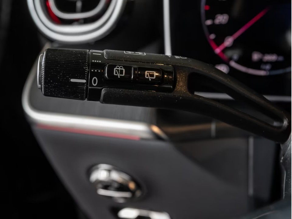 Mercedes-Benz GLC 300e 4MATIC AMG - foto 10