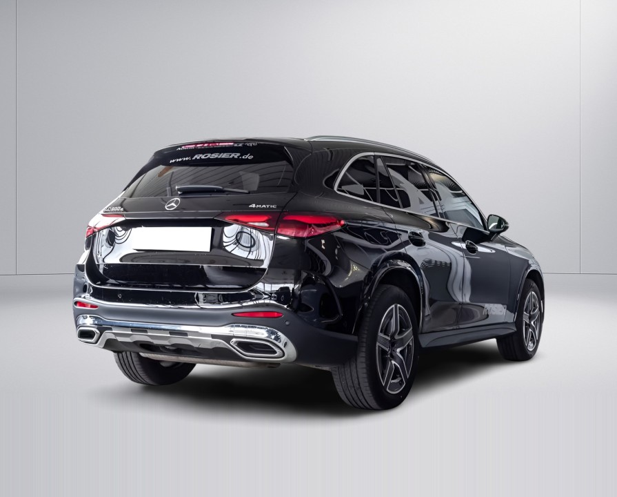 Mercedes-Benz GLC 300e 4MATIC AMG (2)