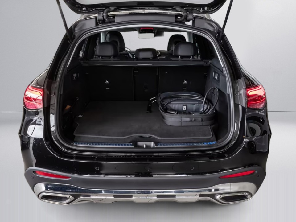 Mercedes-Benz GLC 300e 4MATIC AMG - foto 22