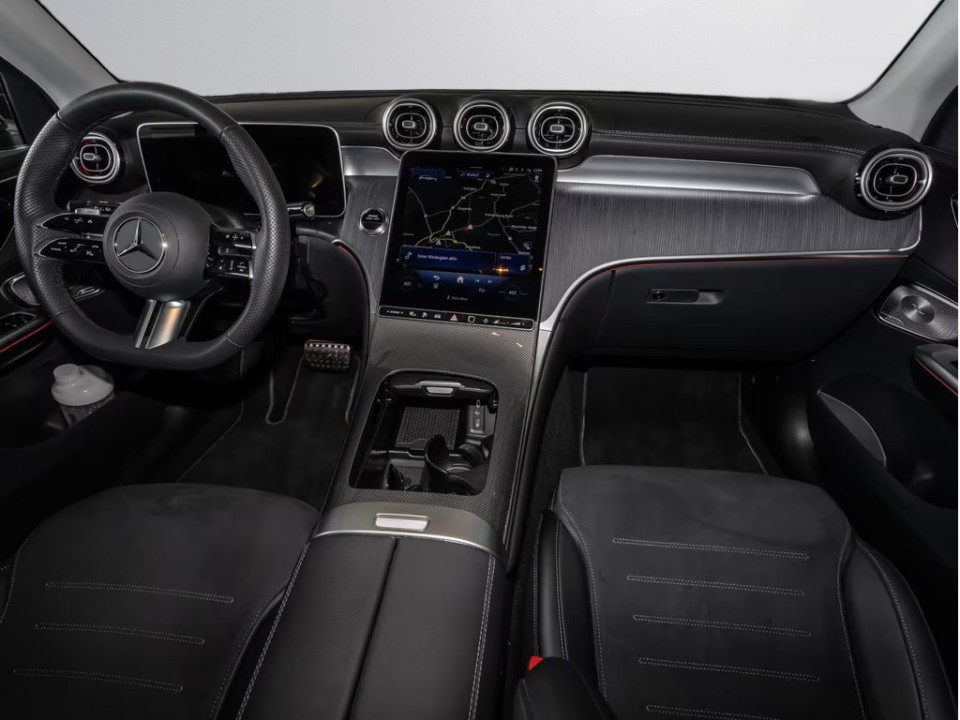 Mercedes-Benz GLC 300e 4MATIC AMG - foto 6