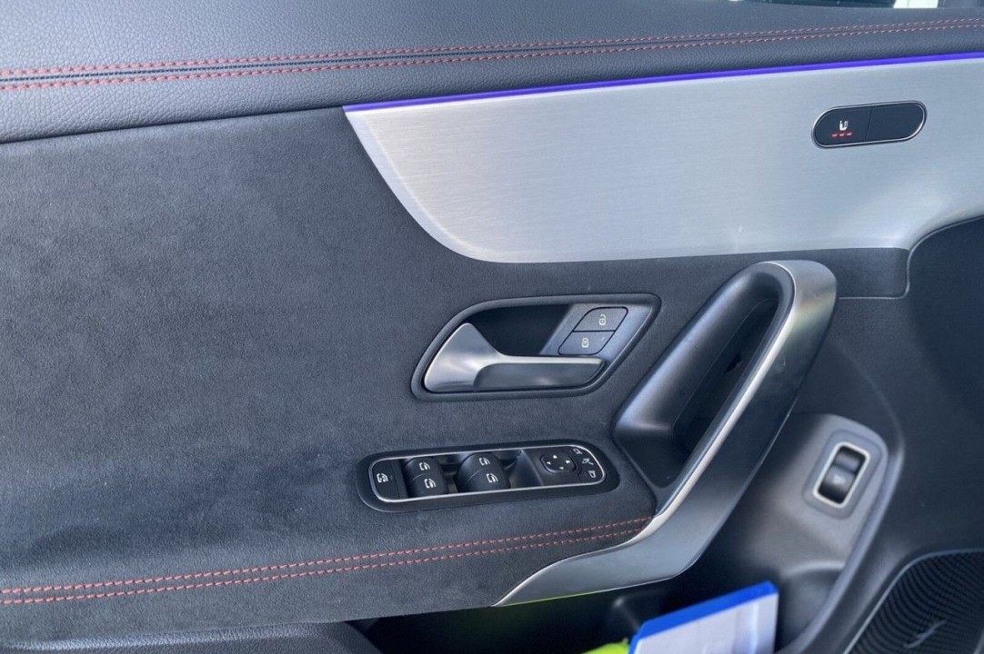 Mercedes-Benz CLA AMG 45 S 4MATIC - foto 14