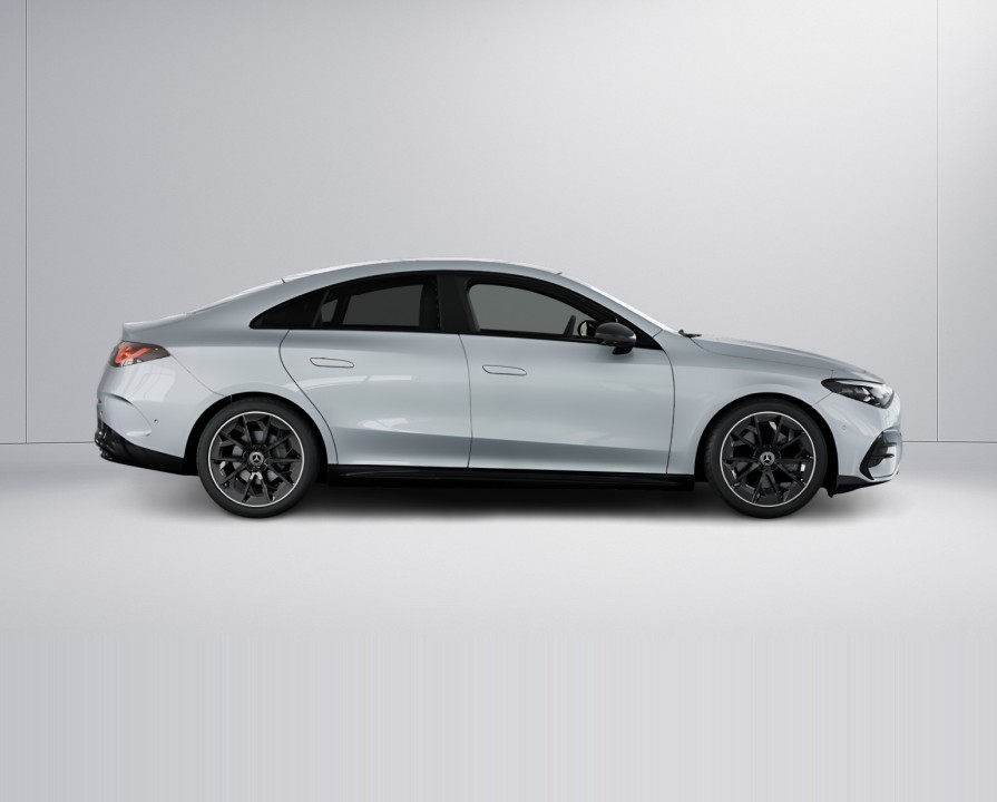 Mercedes-Benz CLA 200 AMG (3)