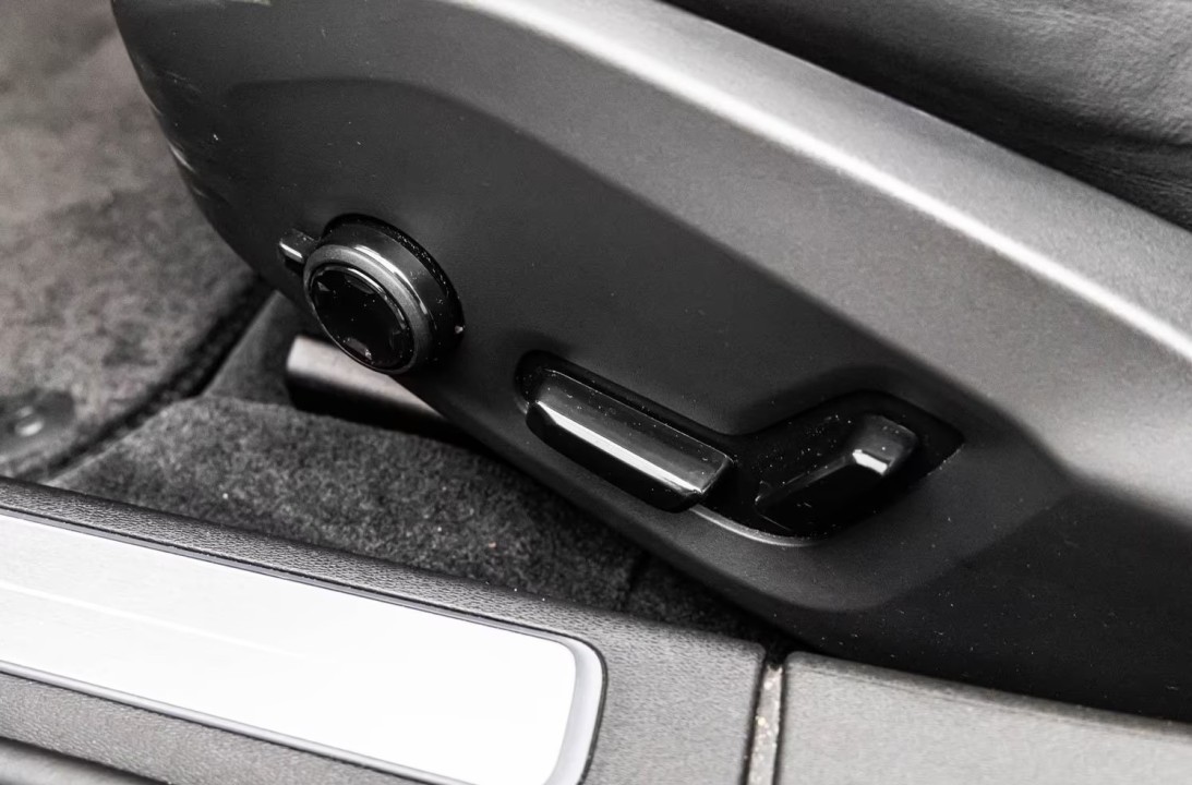 Volvo S90 T8 - foto 26