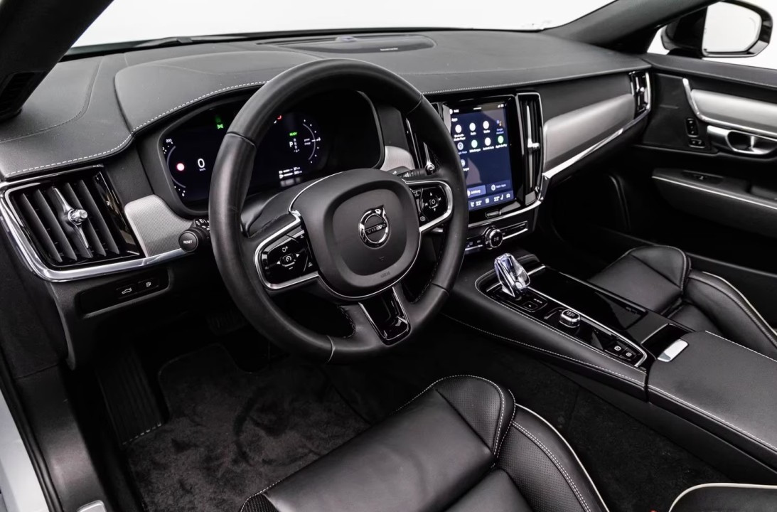 Volvo S90 T8 - foto 16